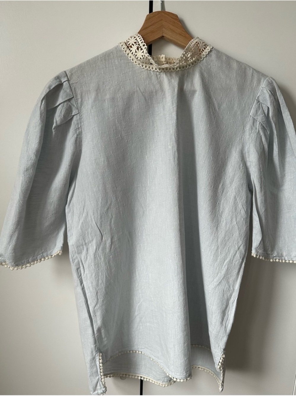 Zara Lace-Trim Puff Sleeve Women's Top in Light Blue